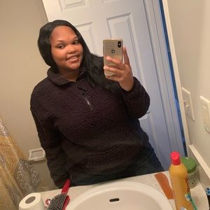 Meet your Posher, Kendra